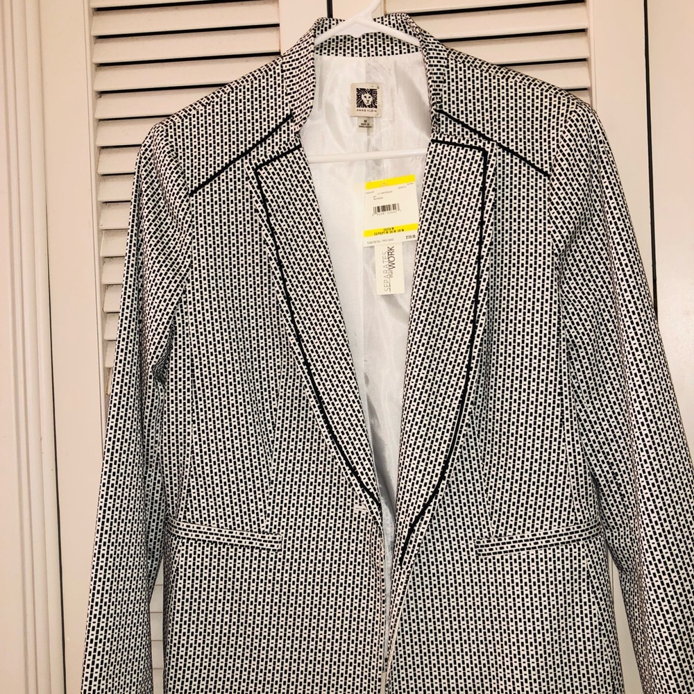 Chic Black and White Blazer